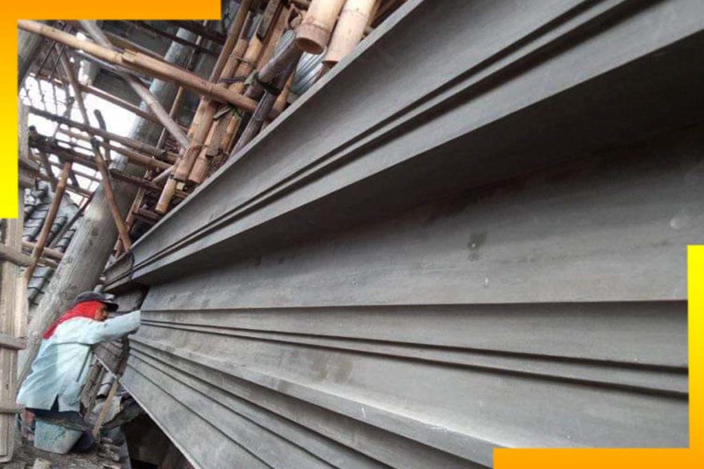 lisplang beton dalam rumah mewah